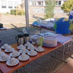 Kaffee und Spendenkugel stehen bereit Kaffee und Spendenkugel stehen bereit